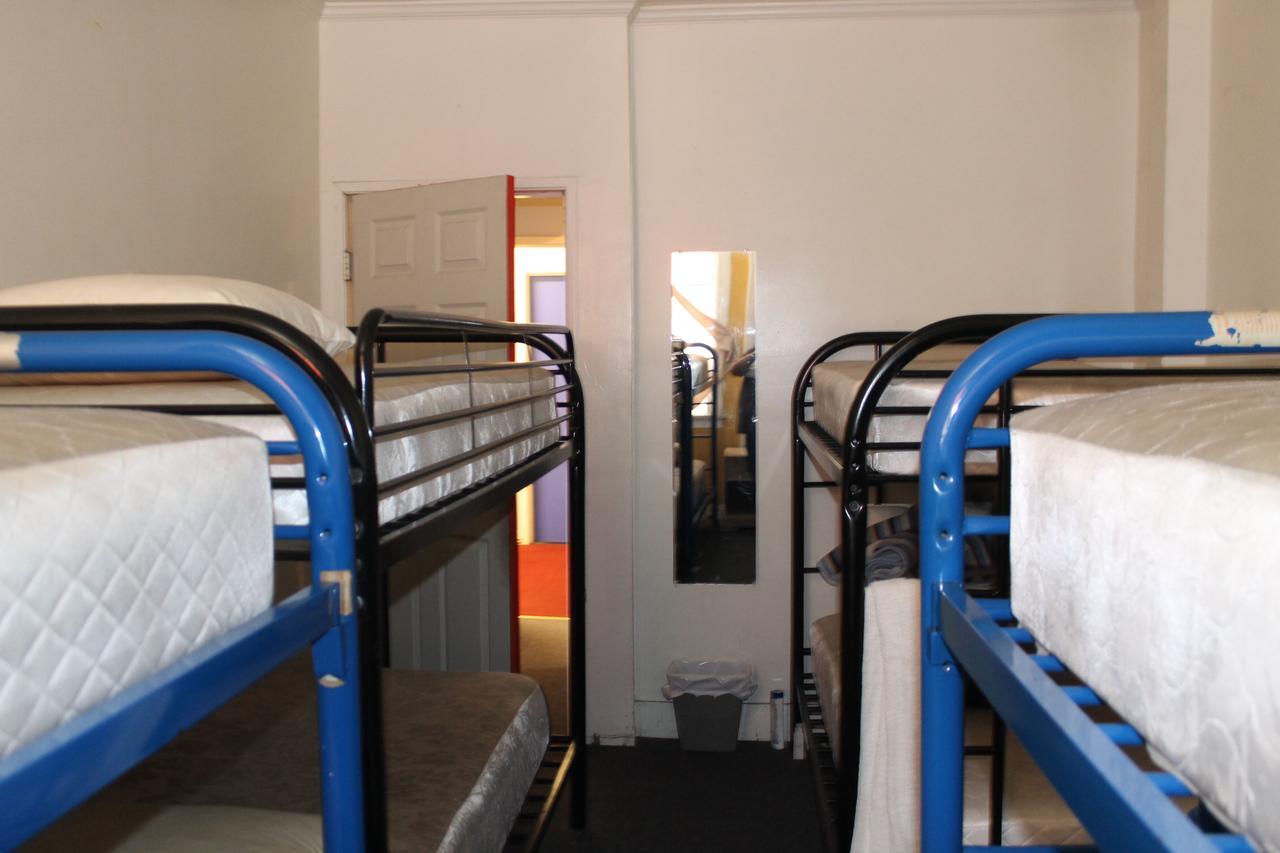 Hollywood Highland Hotel And Hostel - Los Angeles — Foto 1